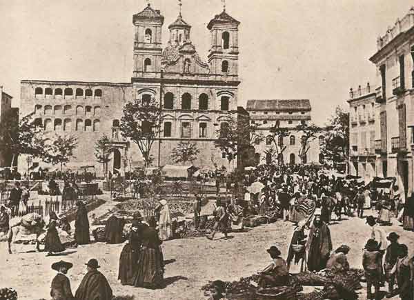 Foto en blanco y negro de la plaza de Santo Domingo de Murcia