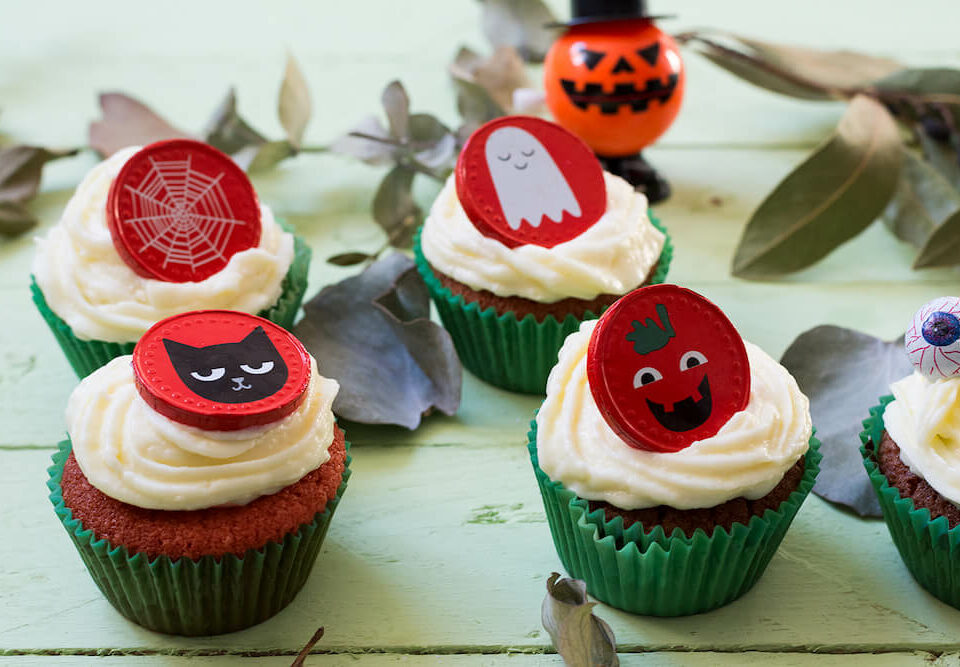 Cupcakes de red velvet con inspiración de halloween