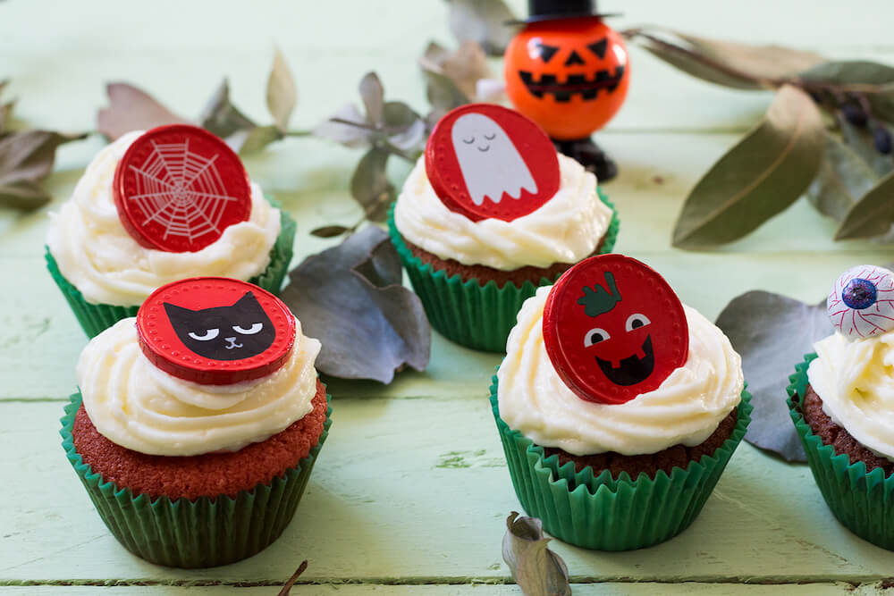 Cupcakes de red velvet con inspiración de halloween