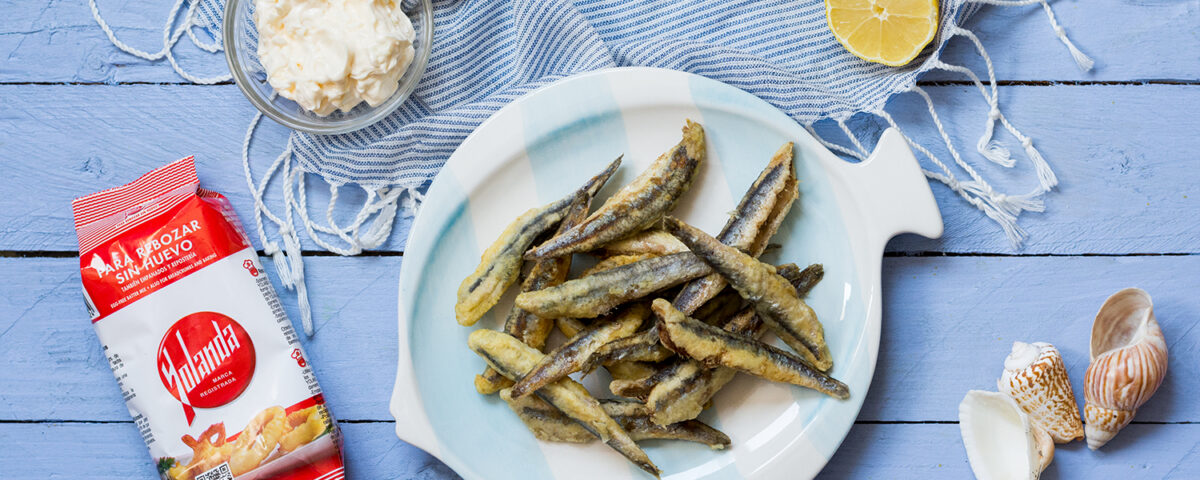 Boquerones fritos con mayonesa de puerros